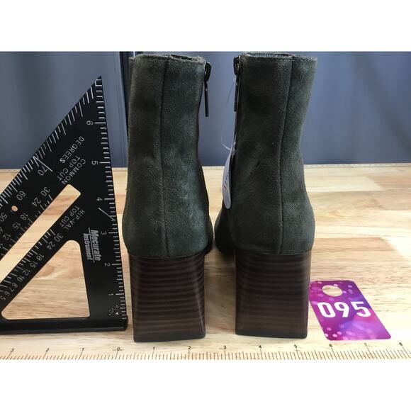 Blondo Waterproof Trendy Ankle Booties Women's 5.5 Black Square Toe Side Zipper - Picture 3 of 7